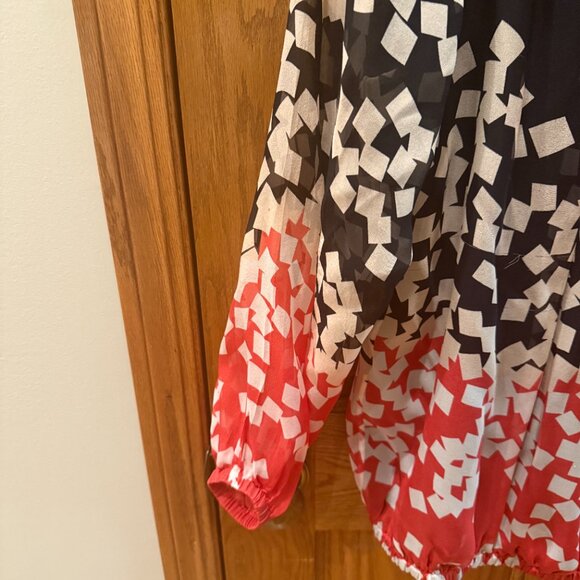 DIANE VON FURSTENBERG Pacifica Chiffon silk printed blouse SZ 12 - Picture 4 of 7